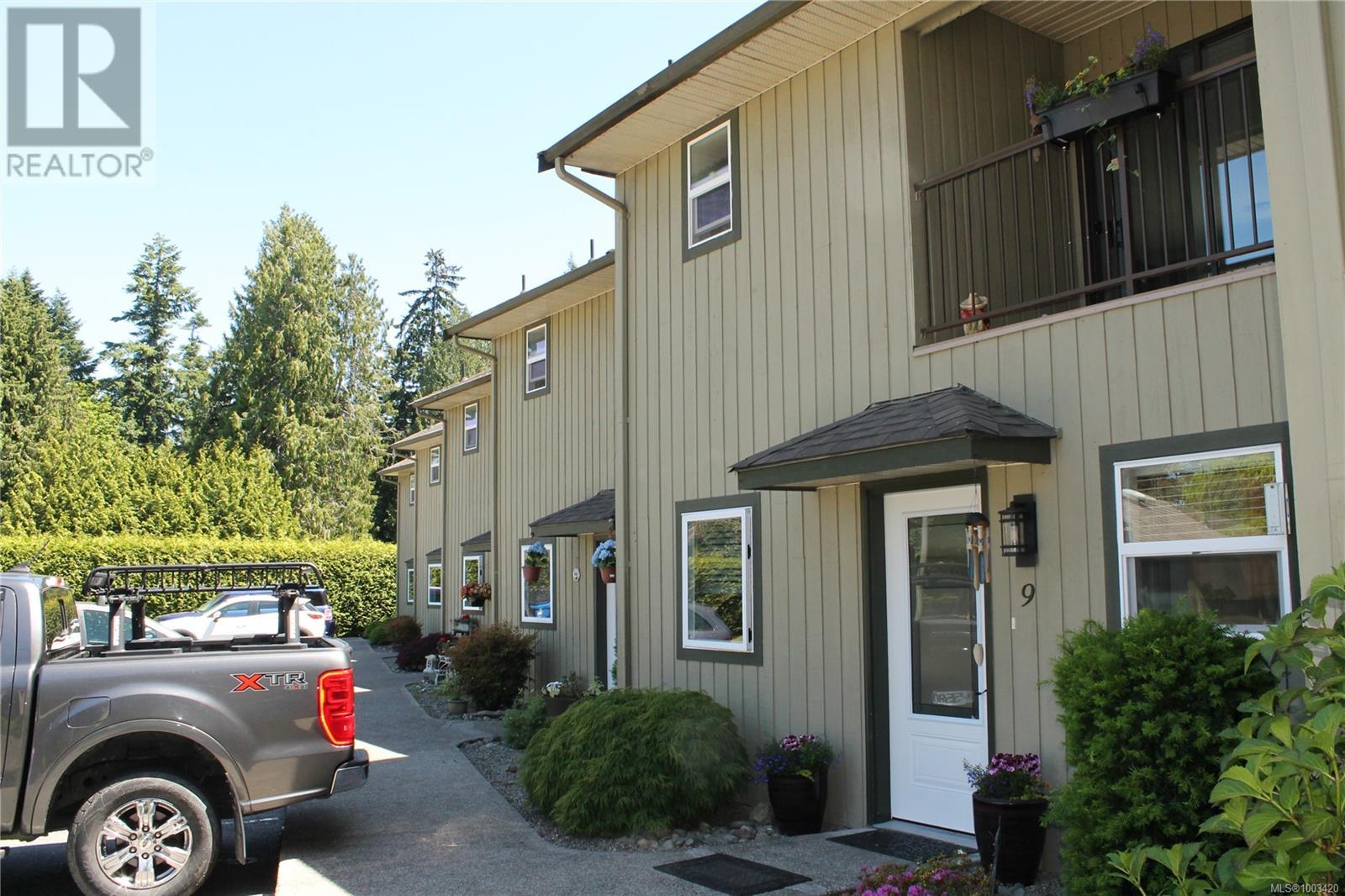 9 3350 Island Hwy W, Qualicum Beach, British Columbia