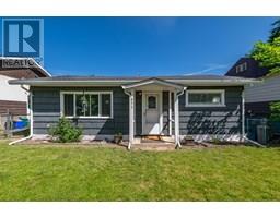 571 1 Avenue SE SE Salmon Arm
