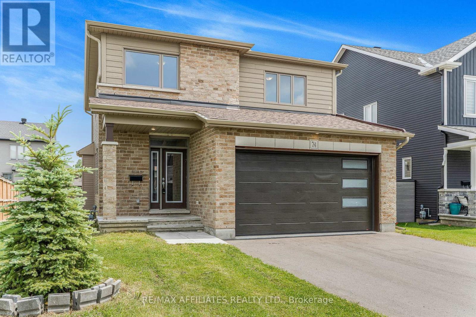 784 NAMUR STREET, Russell, Ontario