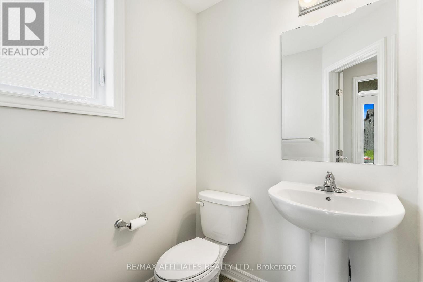 Property at 784 NAMUR STREET image 4