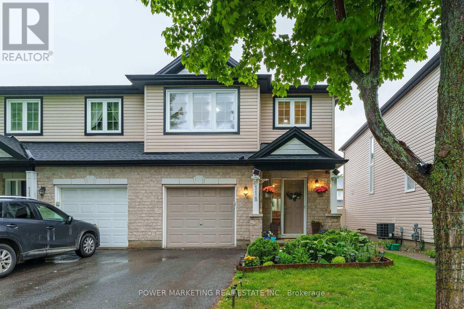118 FURNESS WAY, Ottawa, Ontario