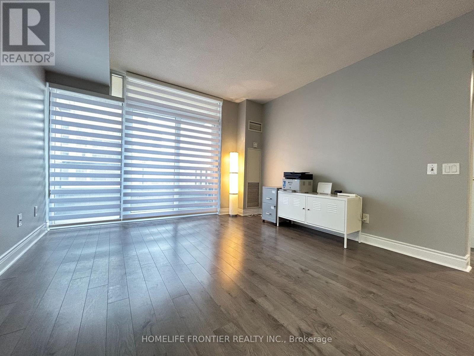 2217 - 15 Northtown Way, Toronto (Willowdale East), Ontario  M2N 7A2 - Photo 23 - C12114197