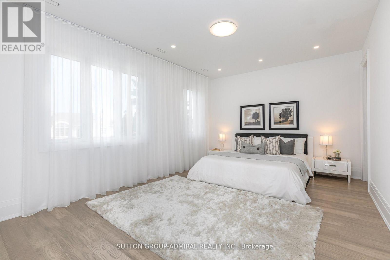 125 Regina Avenue, Toronto (Englemount-Lawrence), Ontario  M6A 1R8 - Photo 19 - C12219962