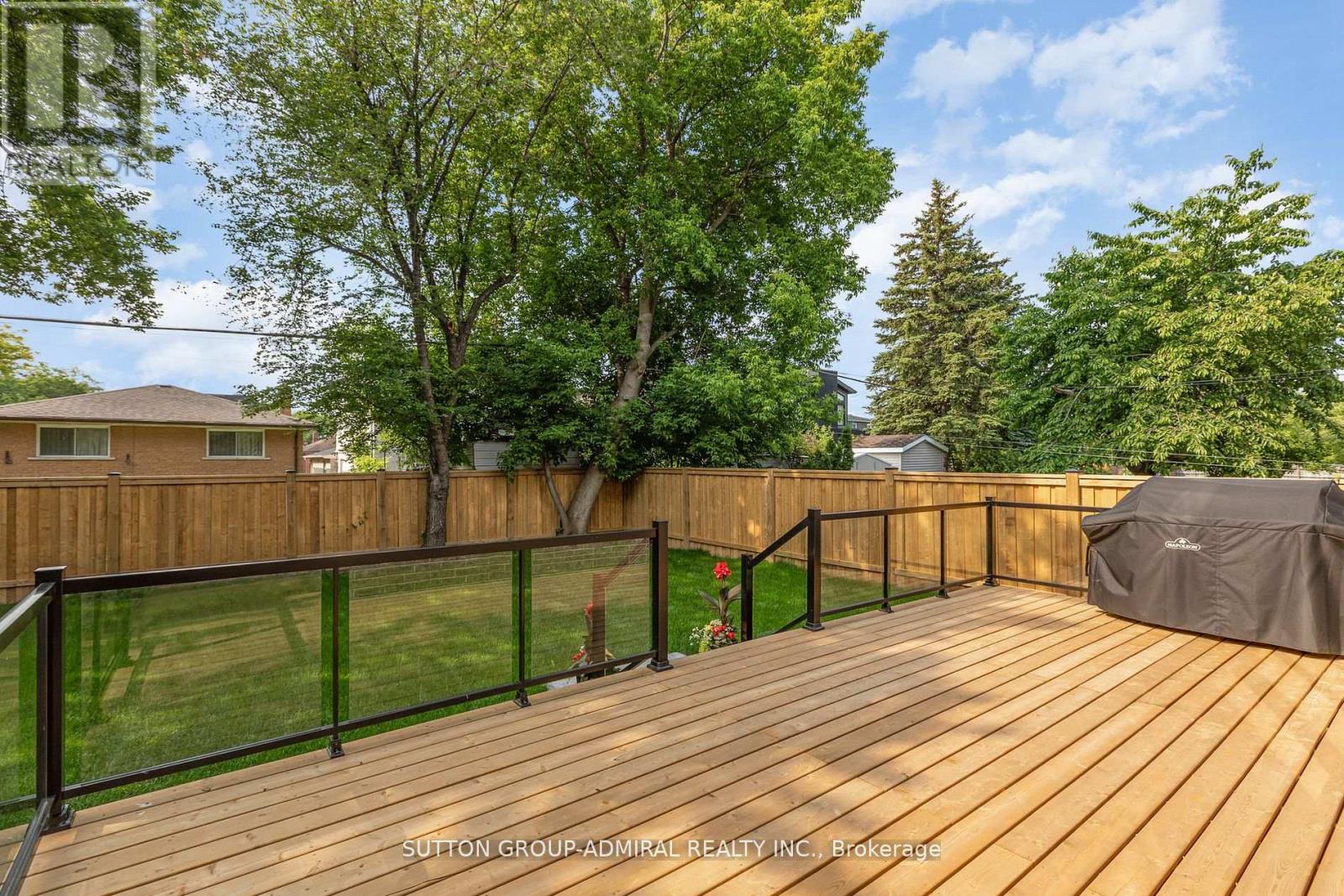 125 Regina Avenue, Toronto (Englemount-Lawrence), Ontario  M6A 1R8 - Photo 33 - C12219962