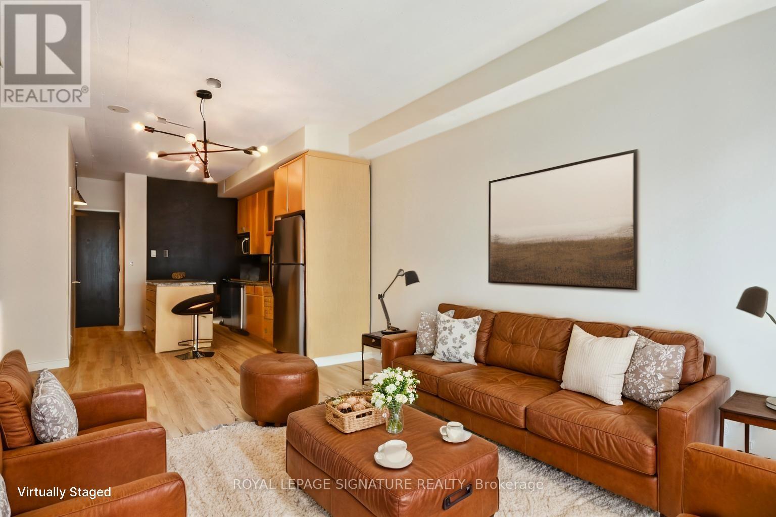 602 - 1 SHAW STREET, Toronto, Ontario