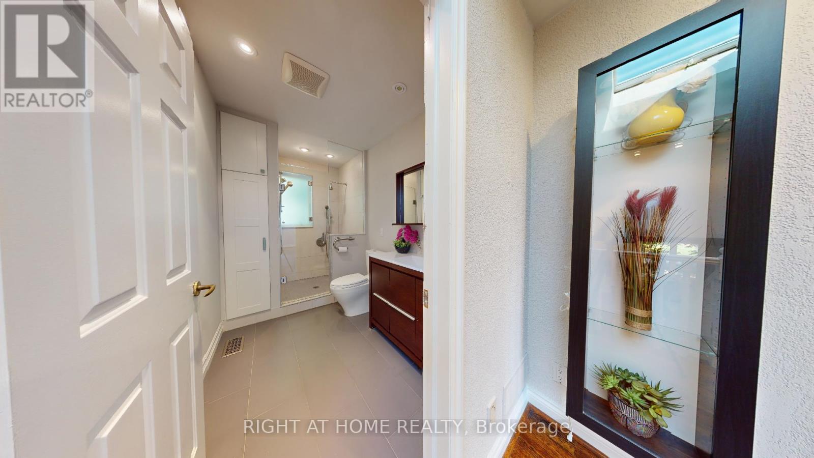 23 Christine Crescent, Toronto (Willowdale West), Ontario  M2R 1A4 - Photo 20 - C12220000