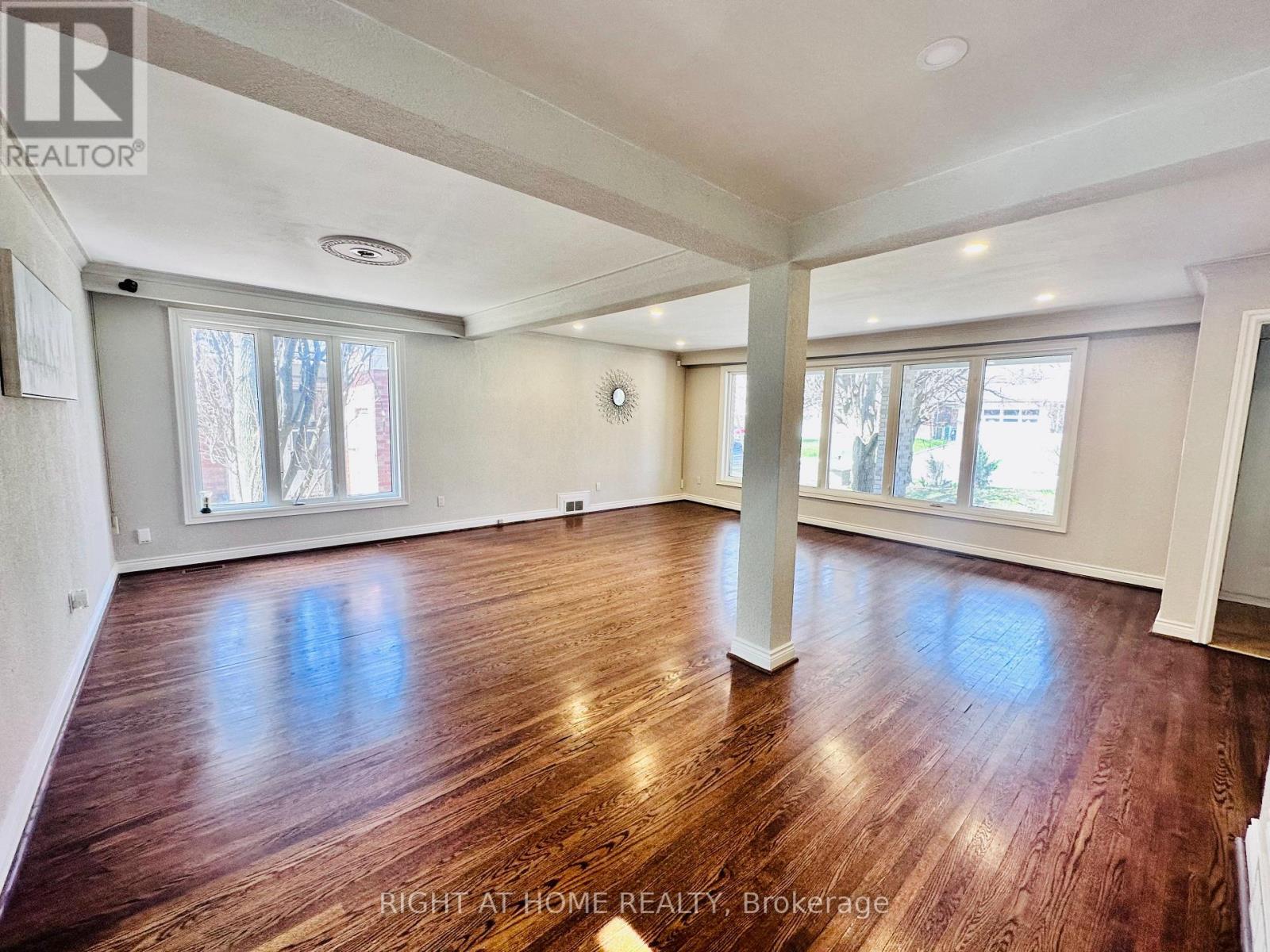 23 Christine Crescent, Toronto (Willowdale West), Ontario  M2R 1A4 - Photo 6 - C12220000