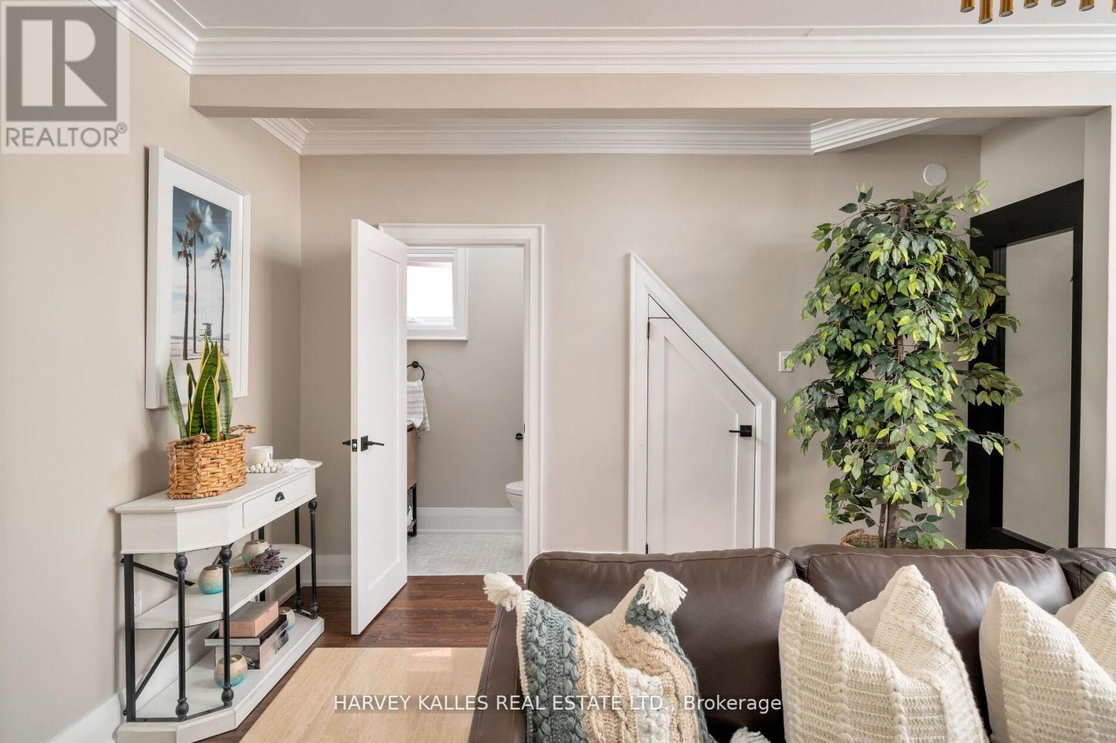 39 Standish Avenue, Toronto (Rosedale-Moore Park), Ontario  M4W 3B2 - Photo 16 - C12220048