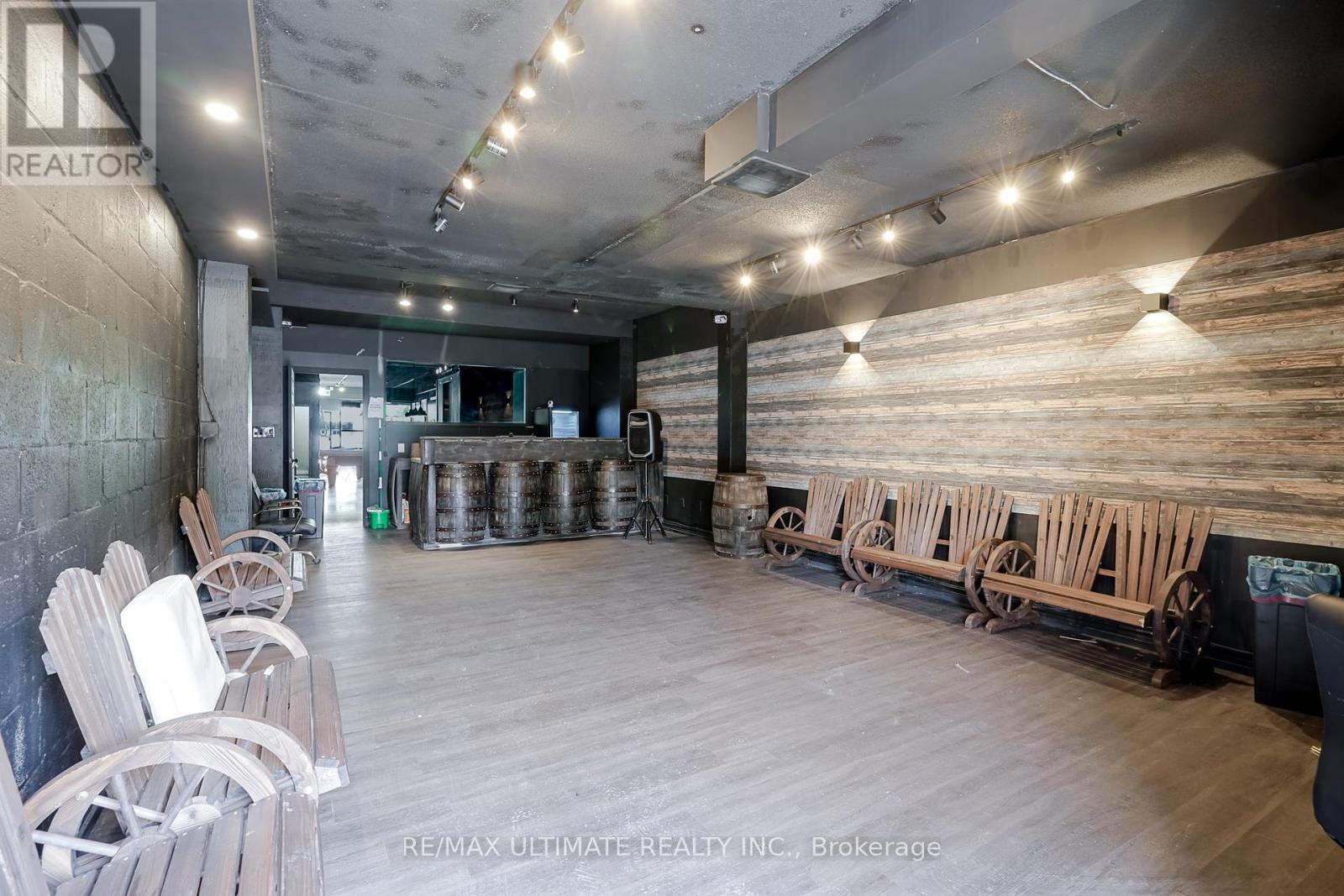 533 Bloor Street W, Toronto (University), Ontario  M5S 1Y5 - Photo 17 - C12220089