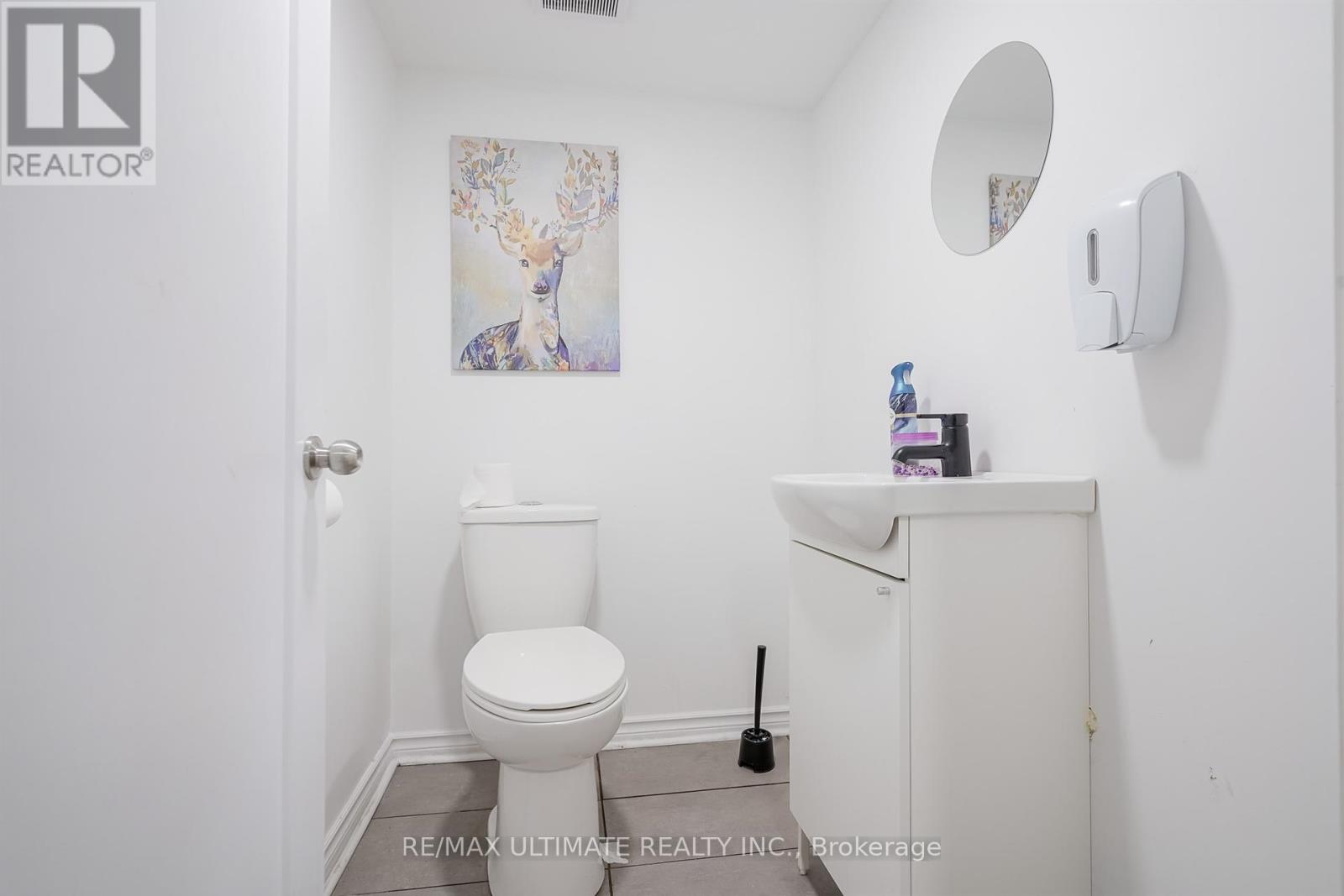 533 Bloor Street W, Toronto (University), Ontario  M5S 1Y5 - Photo 21 - C12220089