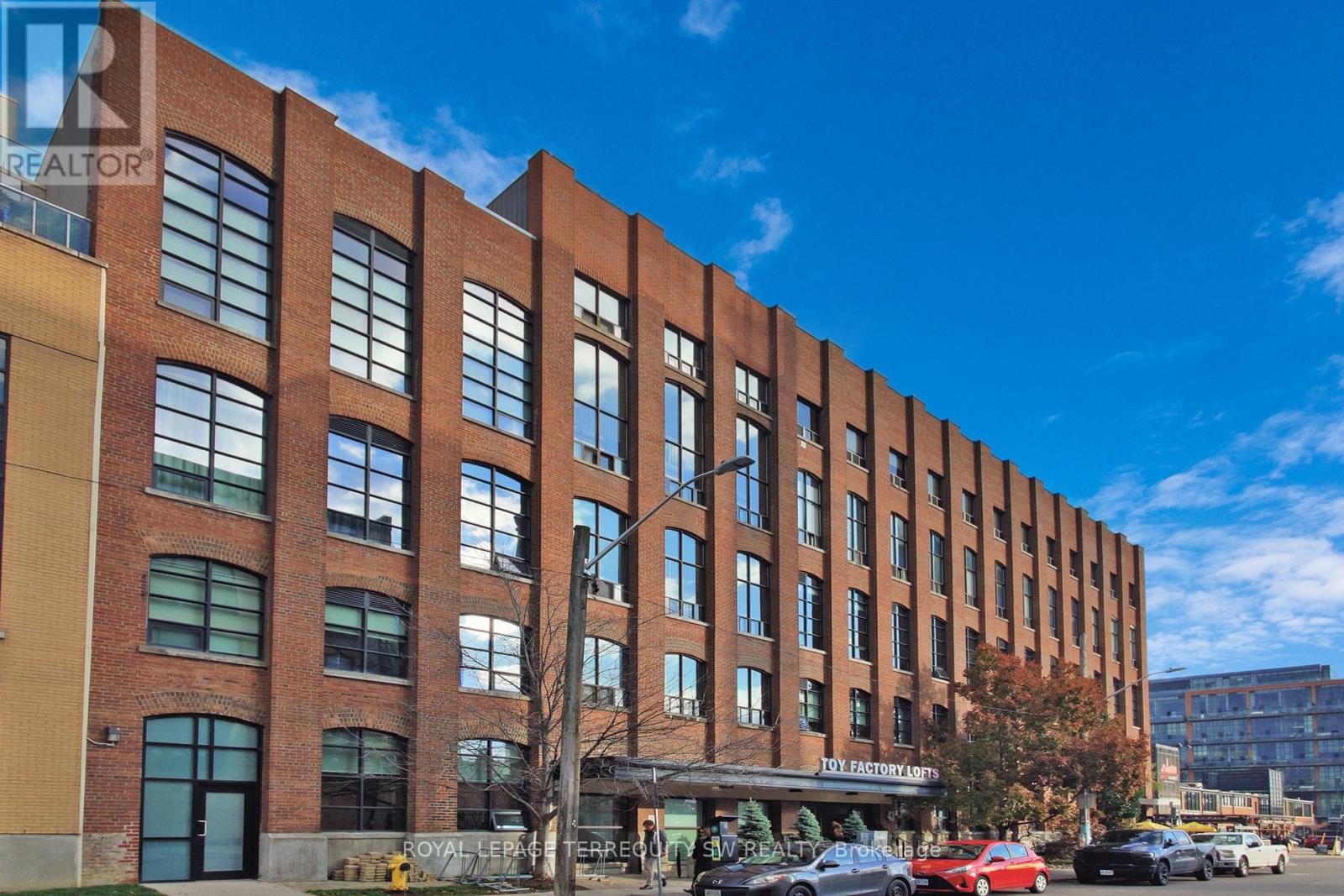 125 - 43 HANNA AVENUE, Toronto, Ontario