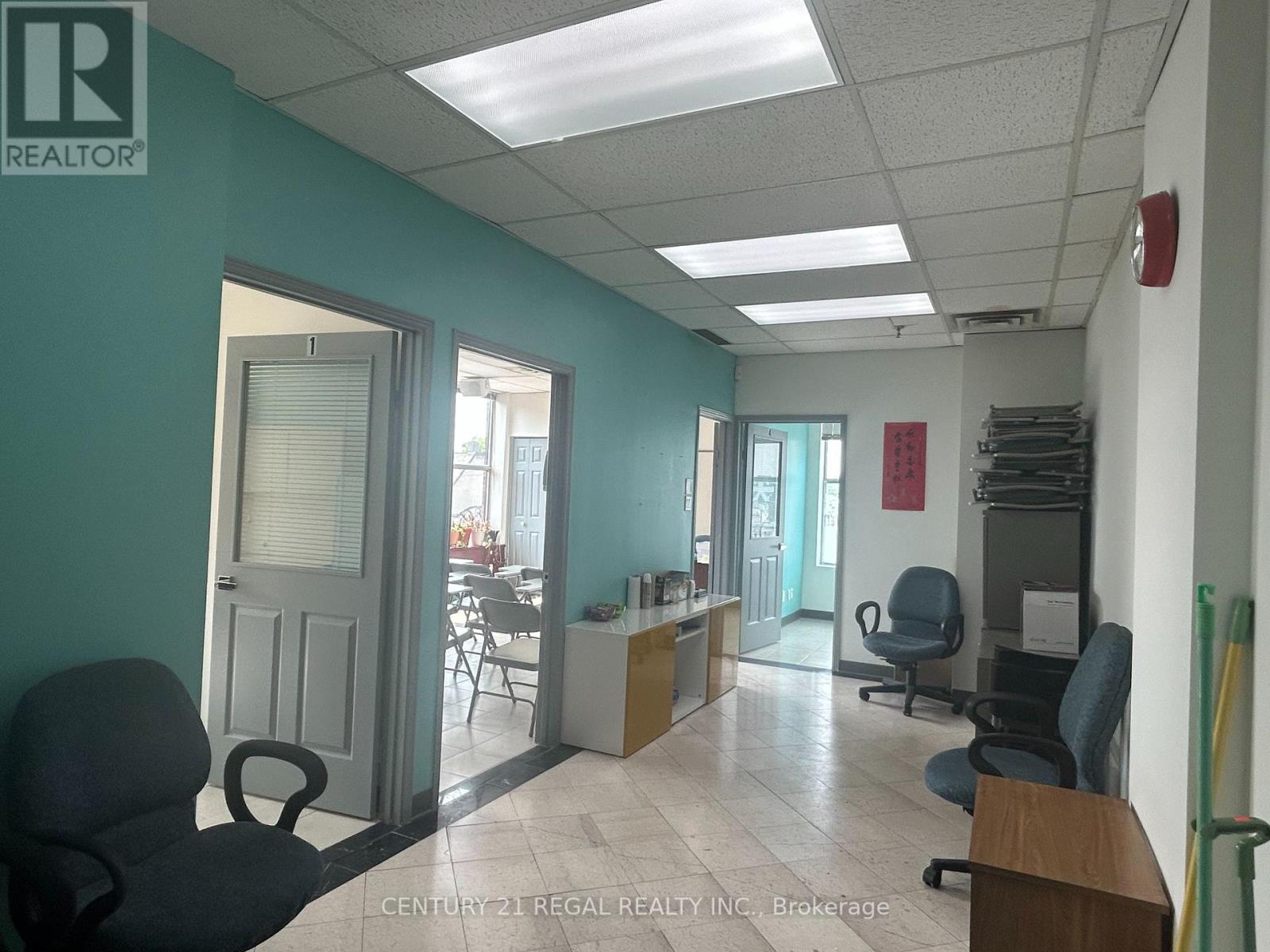 307 - 280 Spadina Avenue, Toronto, Ontario M5T 3A5 - Photo 1 - C12220275