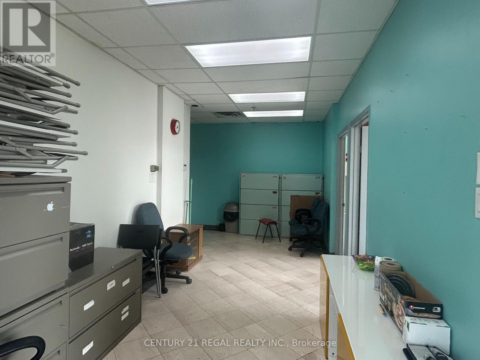 307 - 280 Spadina Avenue, Toronto, Ontario M5T 3A5 - Photo 2 - C12220275