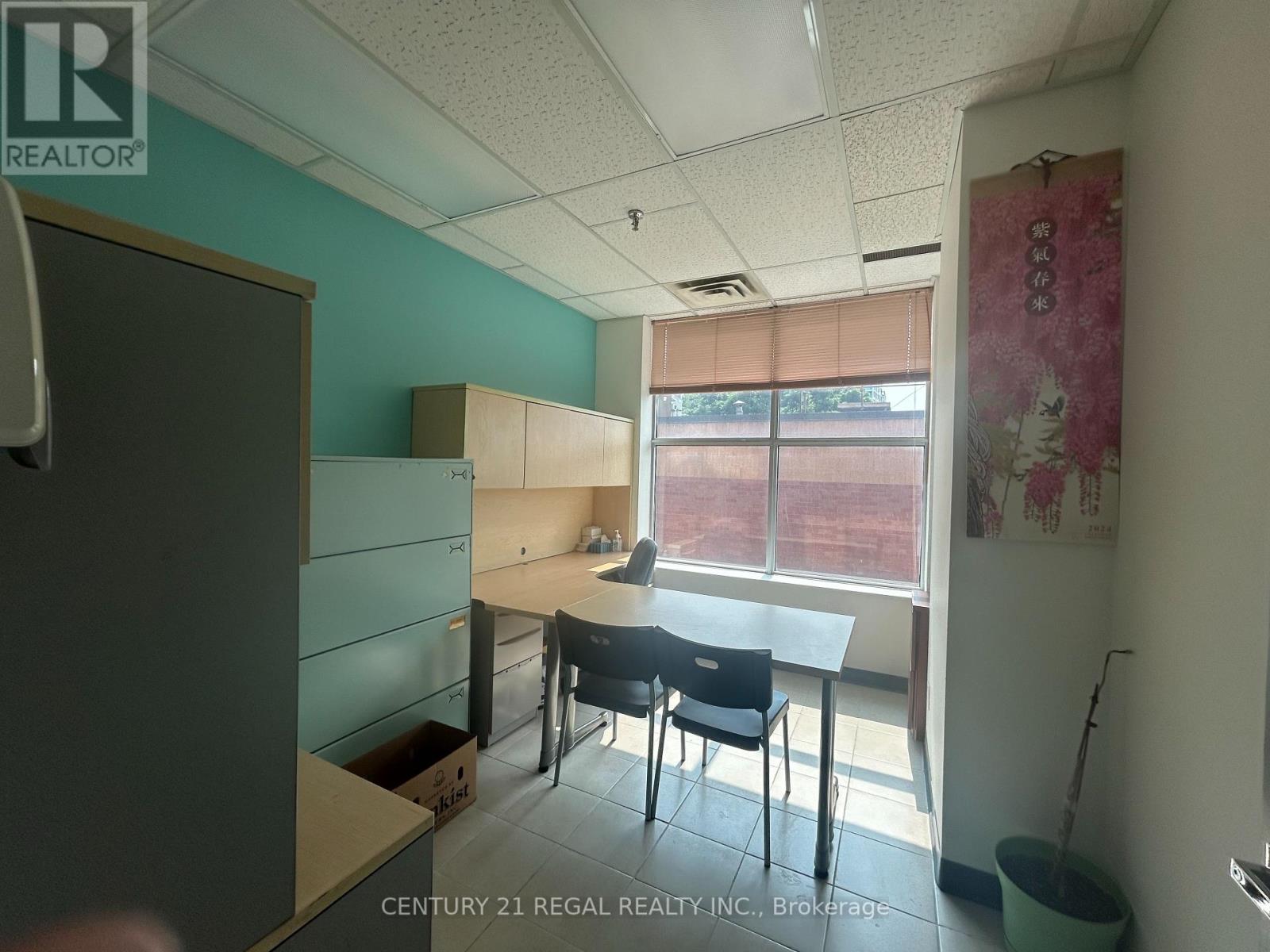 307 - 280 Spadina Avenue, Toronto, Ontario M5T 3A5 - Photo 3 - C12220275