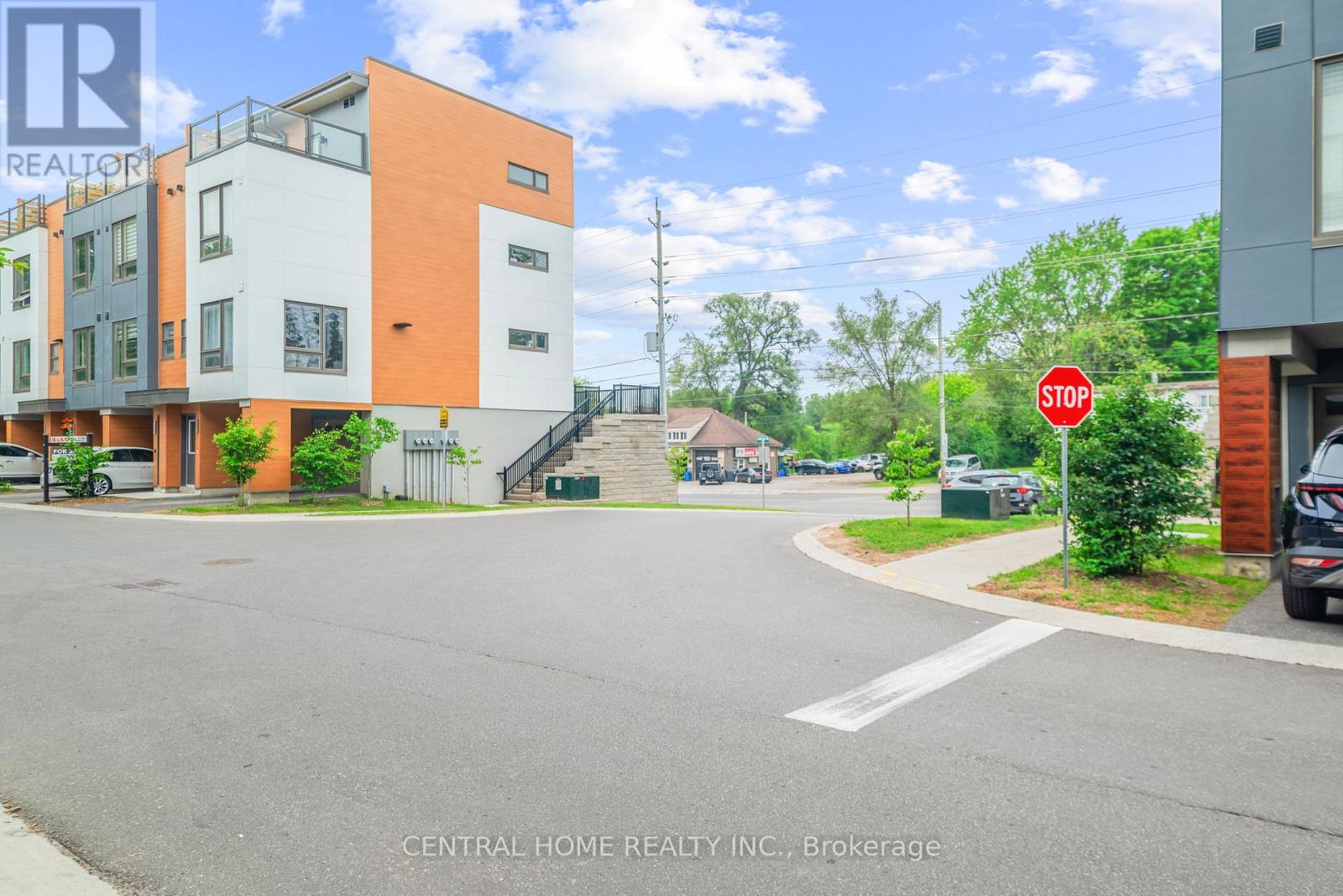 Property at 1625 PLEASURE VALLEY PATH N image 3