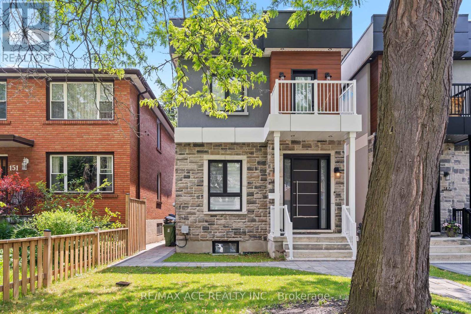 Property at 149 MCINTOSH STREET image 2