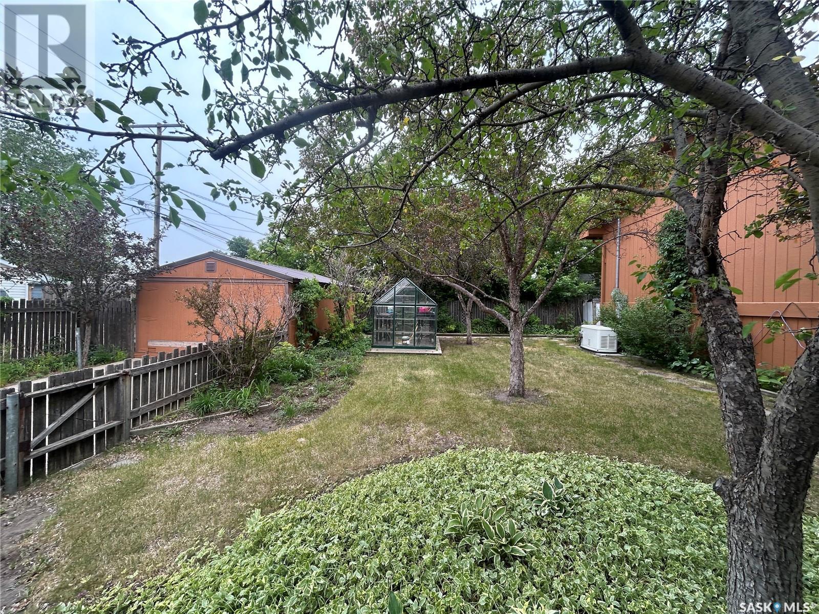 Property at 445 3rd STREET image 4