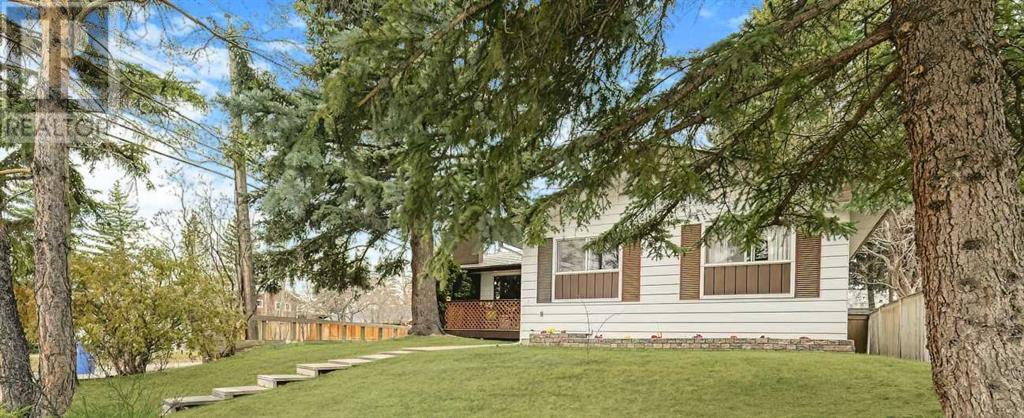 Property at 5007 Vallance Crescent NW image 5