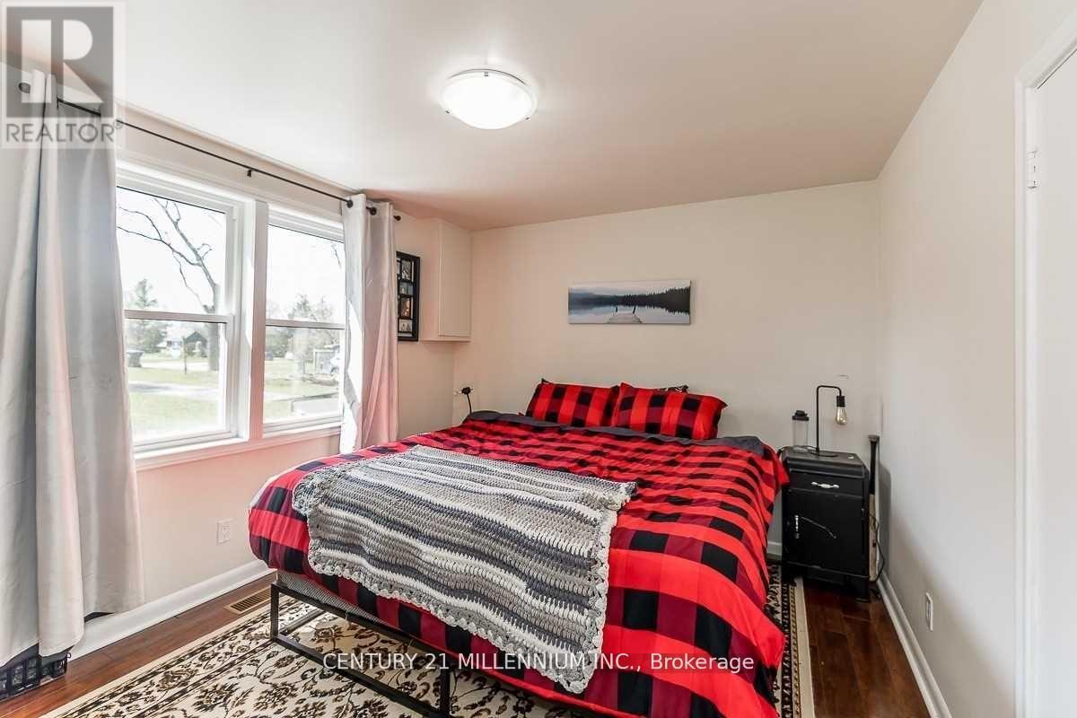 Main - 23 Second Street, New Tecumseth, Ontario L0G 1A0 - Photo 7 - N12220017