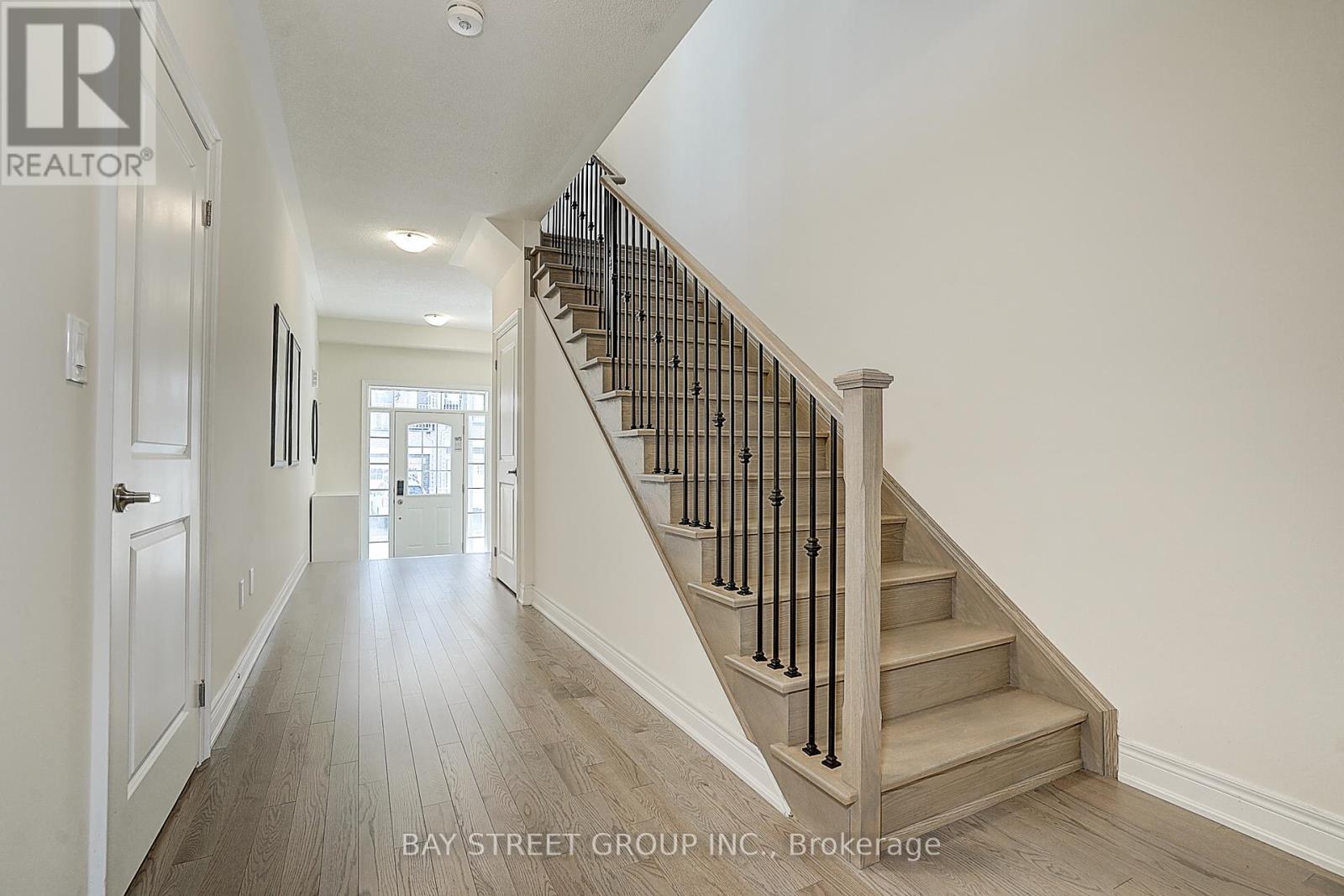 34 Phillipsen Way, Markham (Cedarwood), Ontario  L3S 0E9 - Photo 10 - N12220307