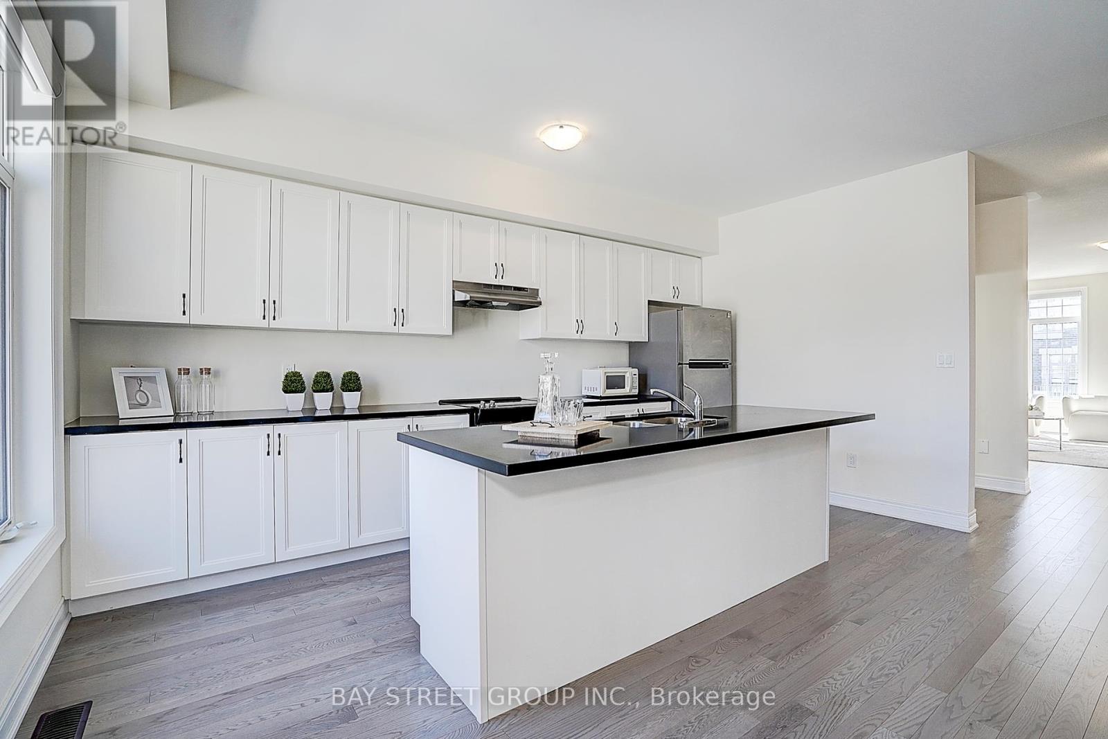 34 Phillipsen Way, Markham (Cedarwood), Ontario  L3S 0E9 - Photo 27 - N12220307