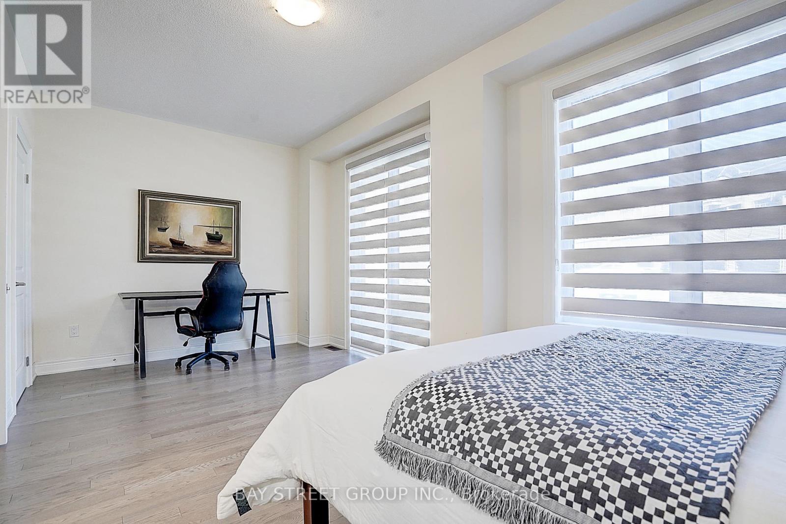 34 Phillipsen Way, Markham (Cedarwood), Ontario  L3S 0E9 - Photo 7 - N12220307