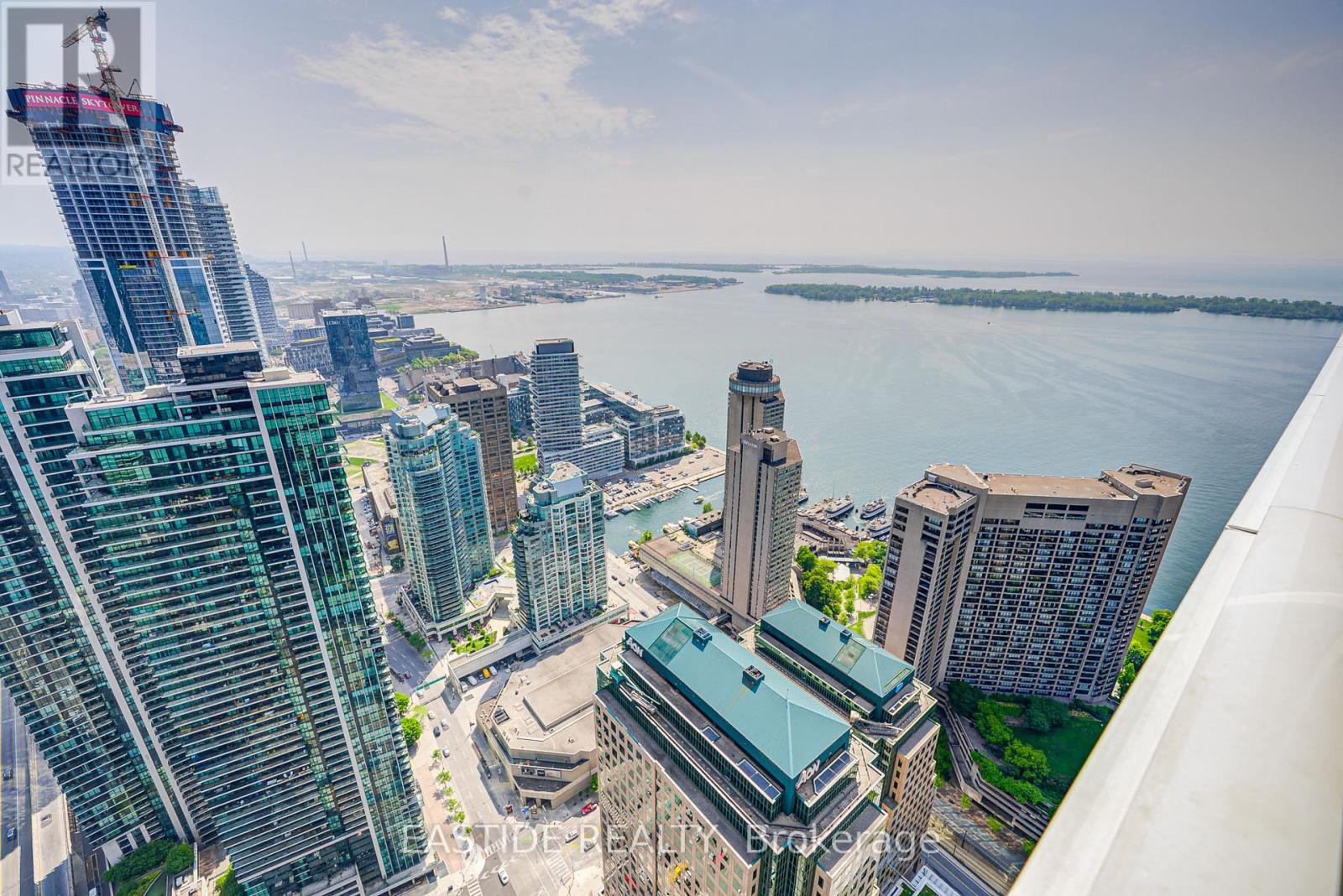 6305 - 88 Harbour Street, Toronto, Ontario  M5J 1B7 - Photo 23 - C12060883