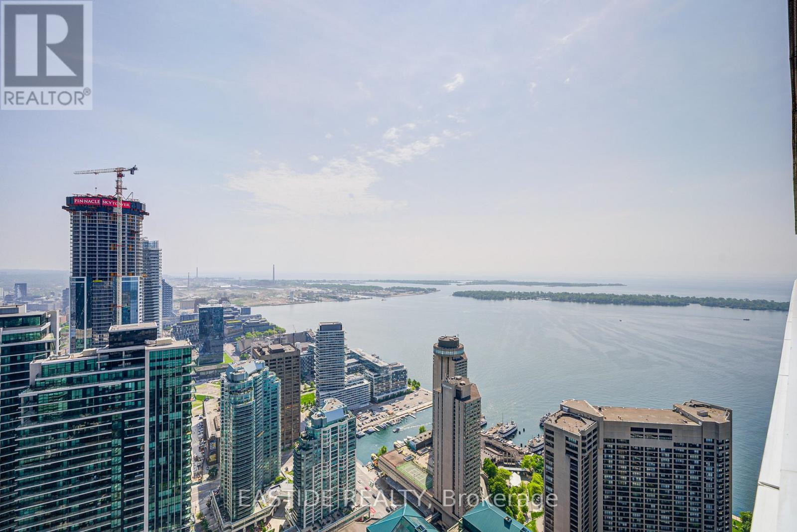 6305 - 88 Harbour Street, Toronto, Ontario  M5J 1B7 - Photo 21 - C12060883