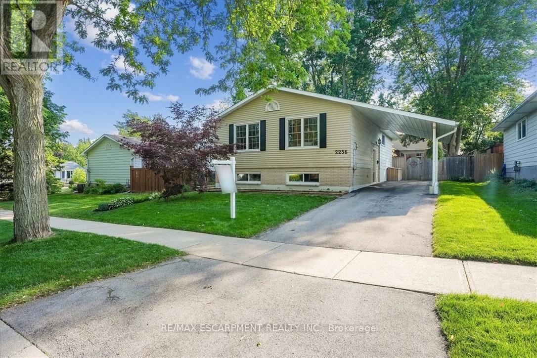 2256 SHEFFIELD DRIVE, burlington (brant hills), Ontario