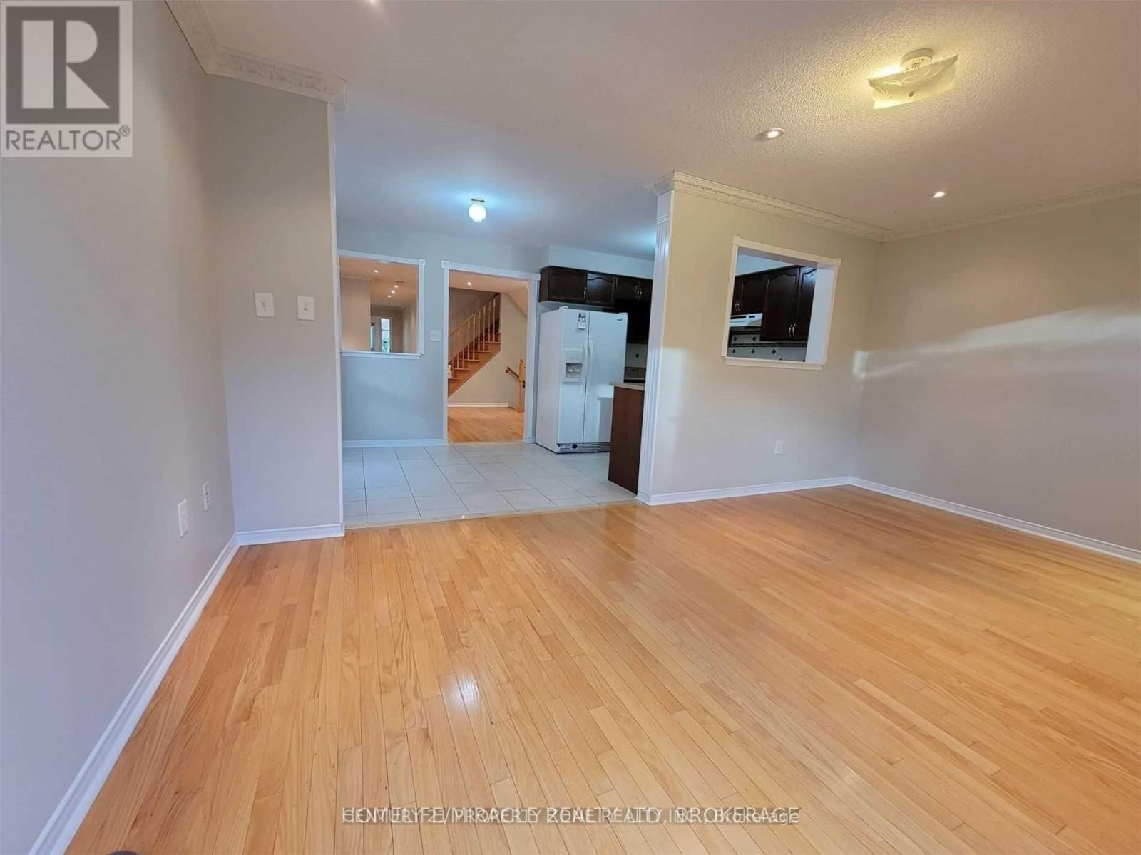 8 GALTEE ROAD, Brampton, Ontario