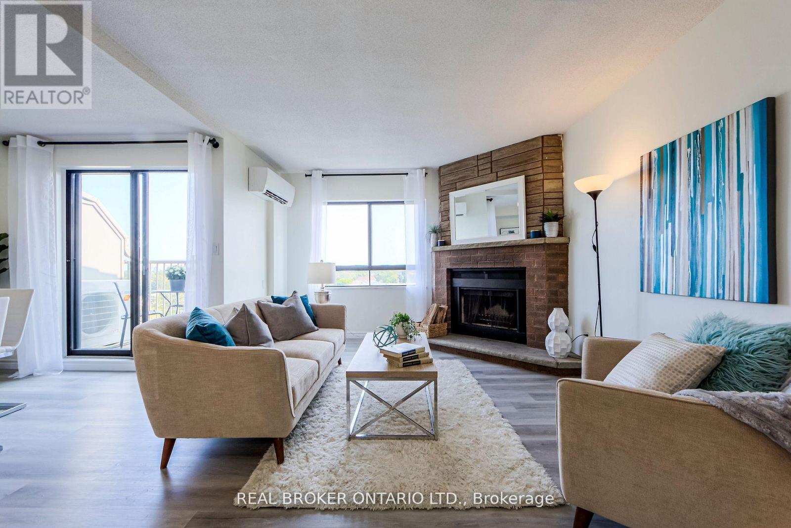 Property at 611 - 1000 CEDARGLEN GATE image 3