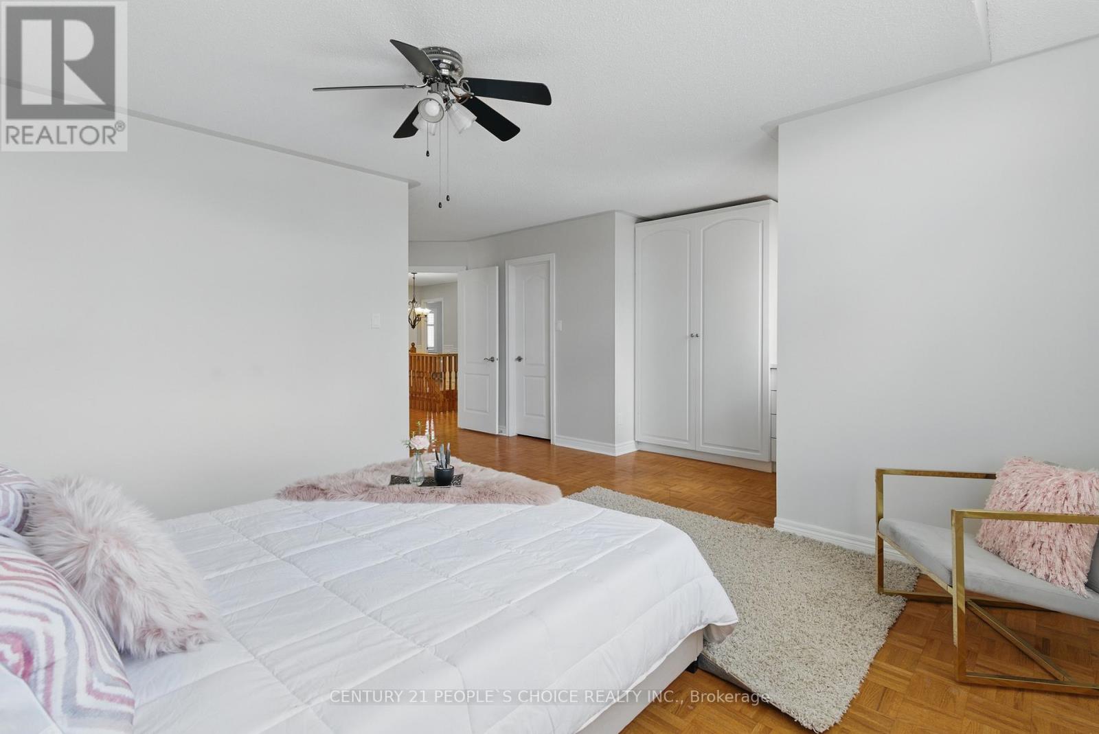 488 Morning Dove Drive, Oakville, Ontario  L6H 7A5 - Photo 19 - W12220082