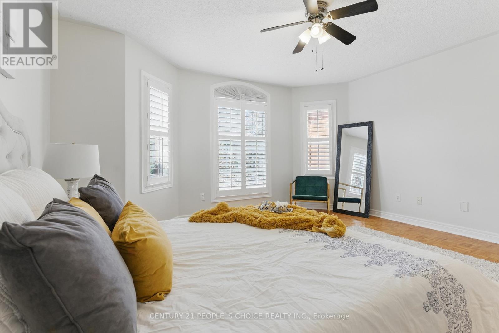 488 Morning Dove Drive, Oakville, Ontario  L6H 7A5 - Photo 24 - W12220082