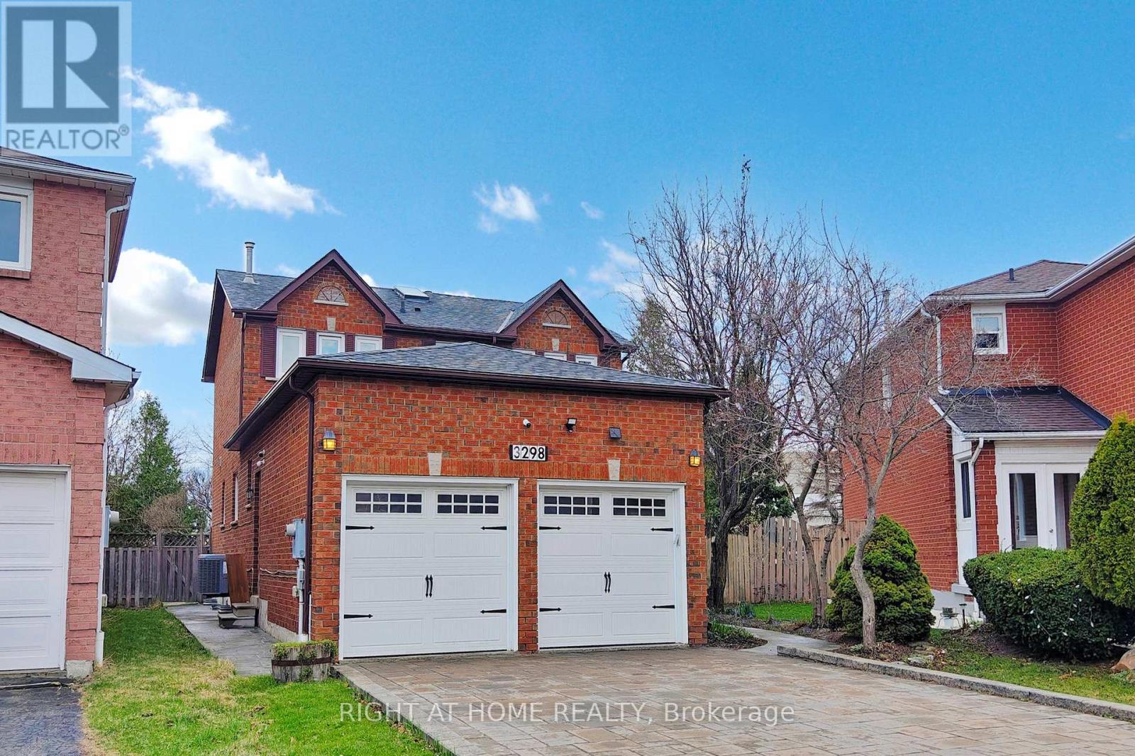 3298 PILCOM CRESCENT, Mississauga, Ontario