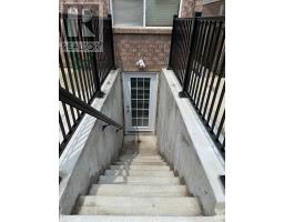 8 CORDGRASS CRESCENT, Brampton, Ontario