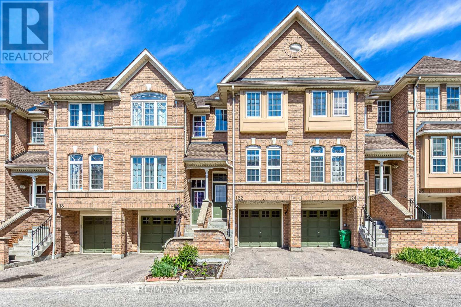 122 - 50 STRATHAVEN DRIVE, Mississauga, Ontario