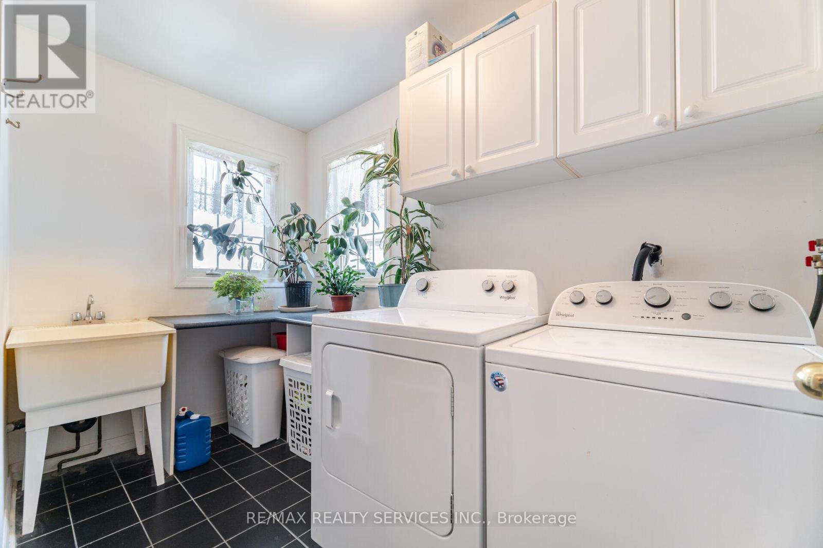 18 Sherbo Crescent, Brampton (Fletcher's Meadow), Ontario  L7A 2A1 - Photo 36 - W12220330