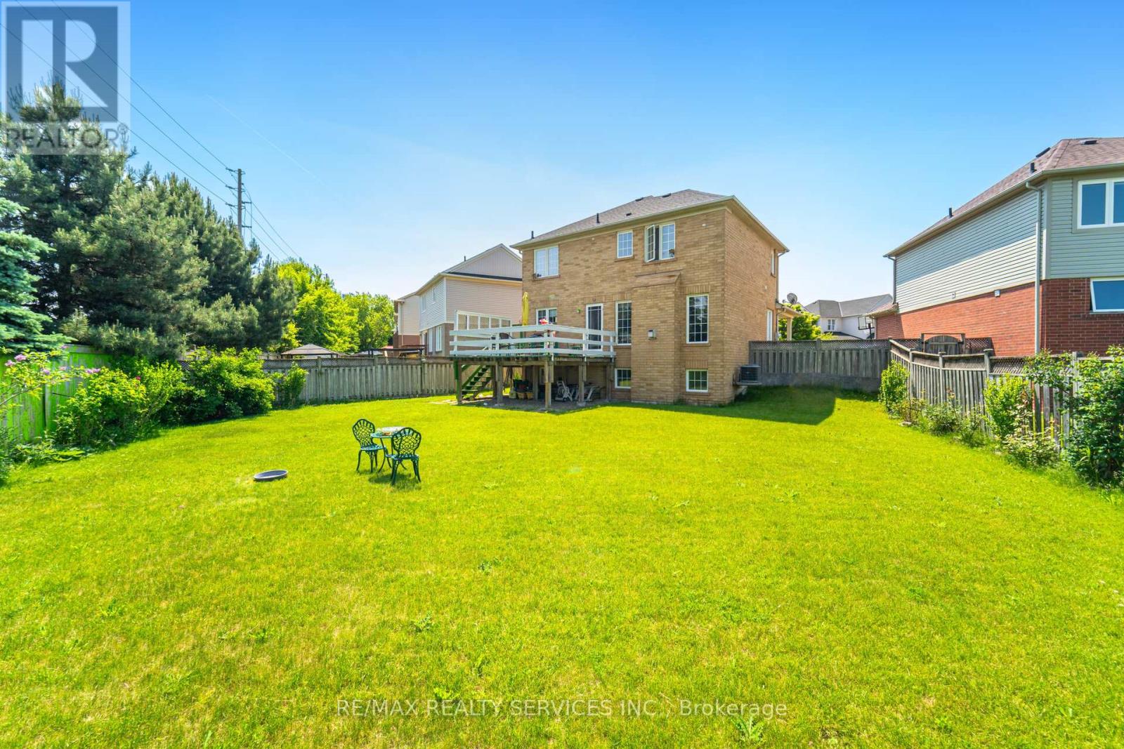 18 Sherbo Crescent, Brampton (Fletcher's Meadow), Ontario  L7A 2A1 - Photo 49 - W12220330