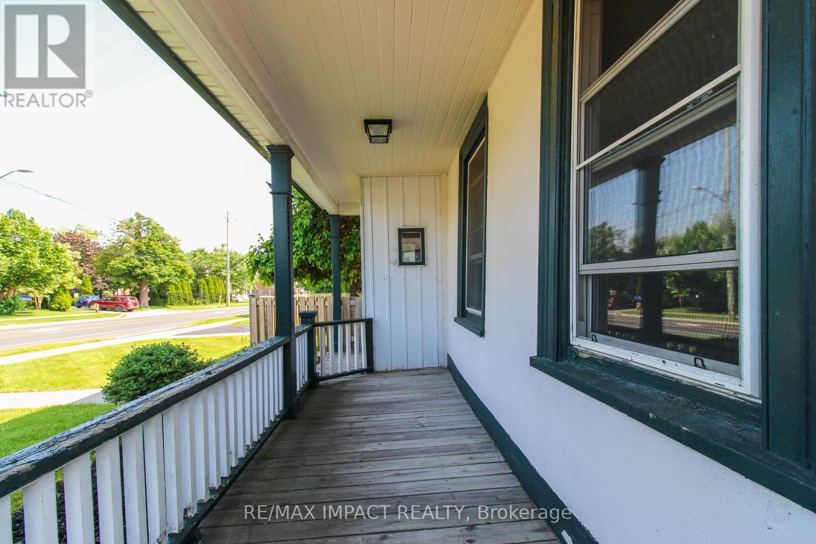 Property at 439 DIVISION STREET image 3