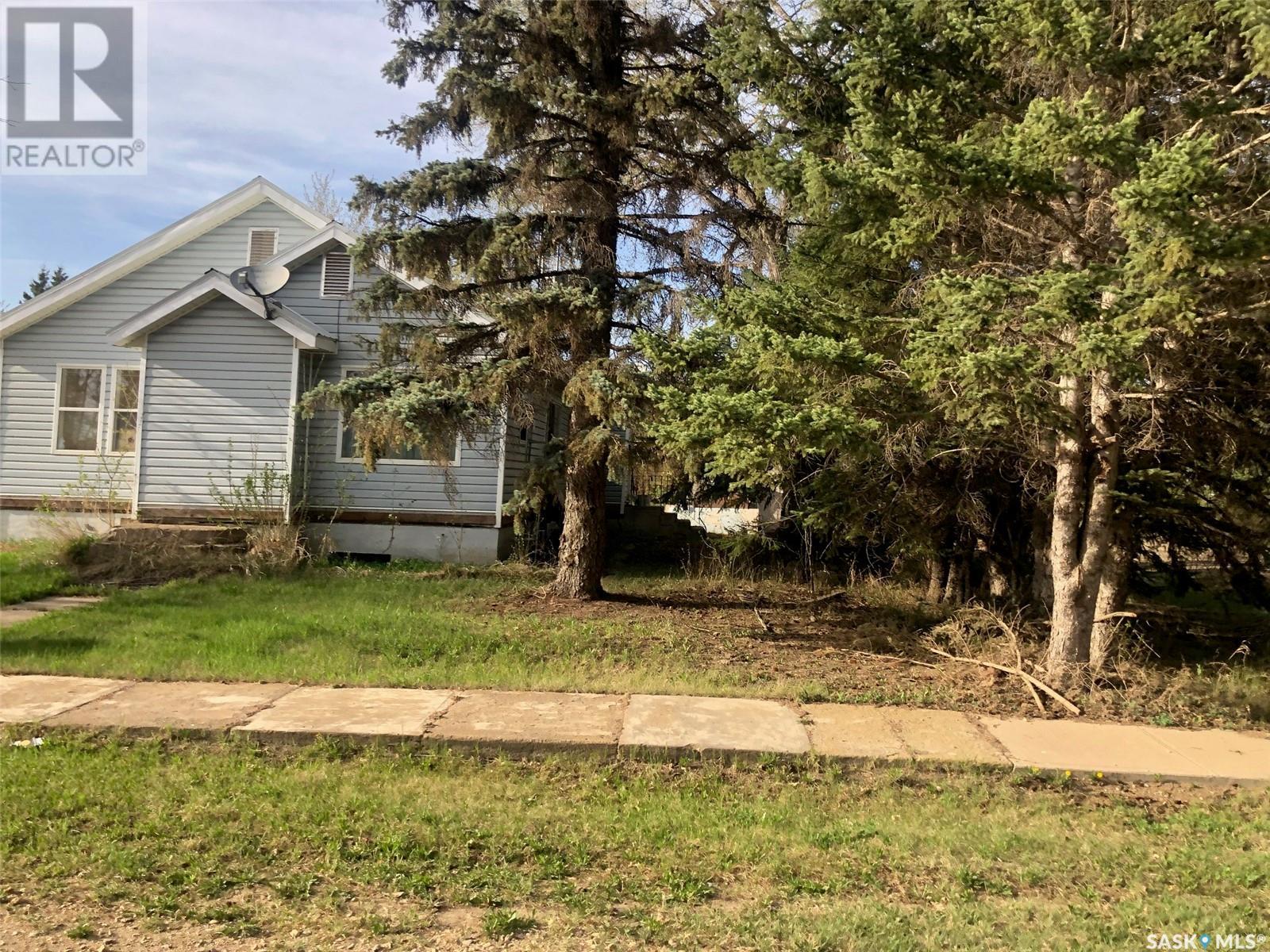 Property at 19 1st AVENUE N image 5