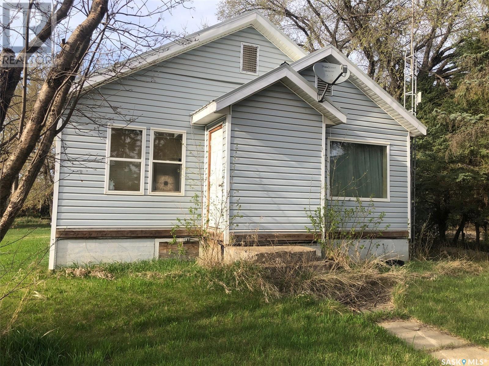 19 1st Avenue N, Hyas, Saskatchewan  S0A 1K0 - Photo 6 - SK999907