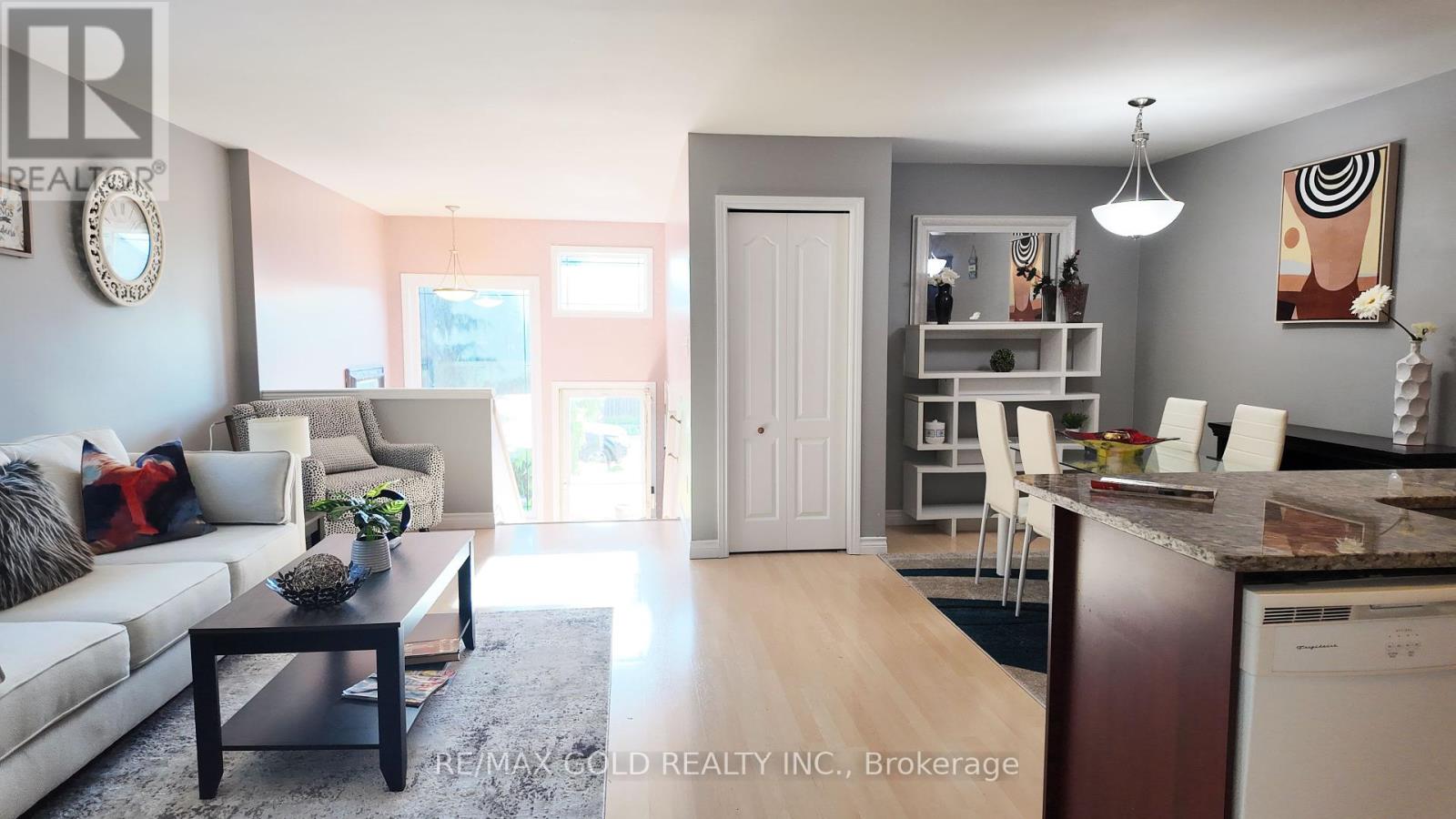 Property at 11428 TIMBER BAY CRESCENT image 4