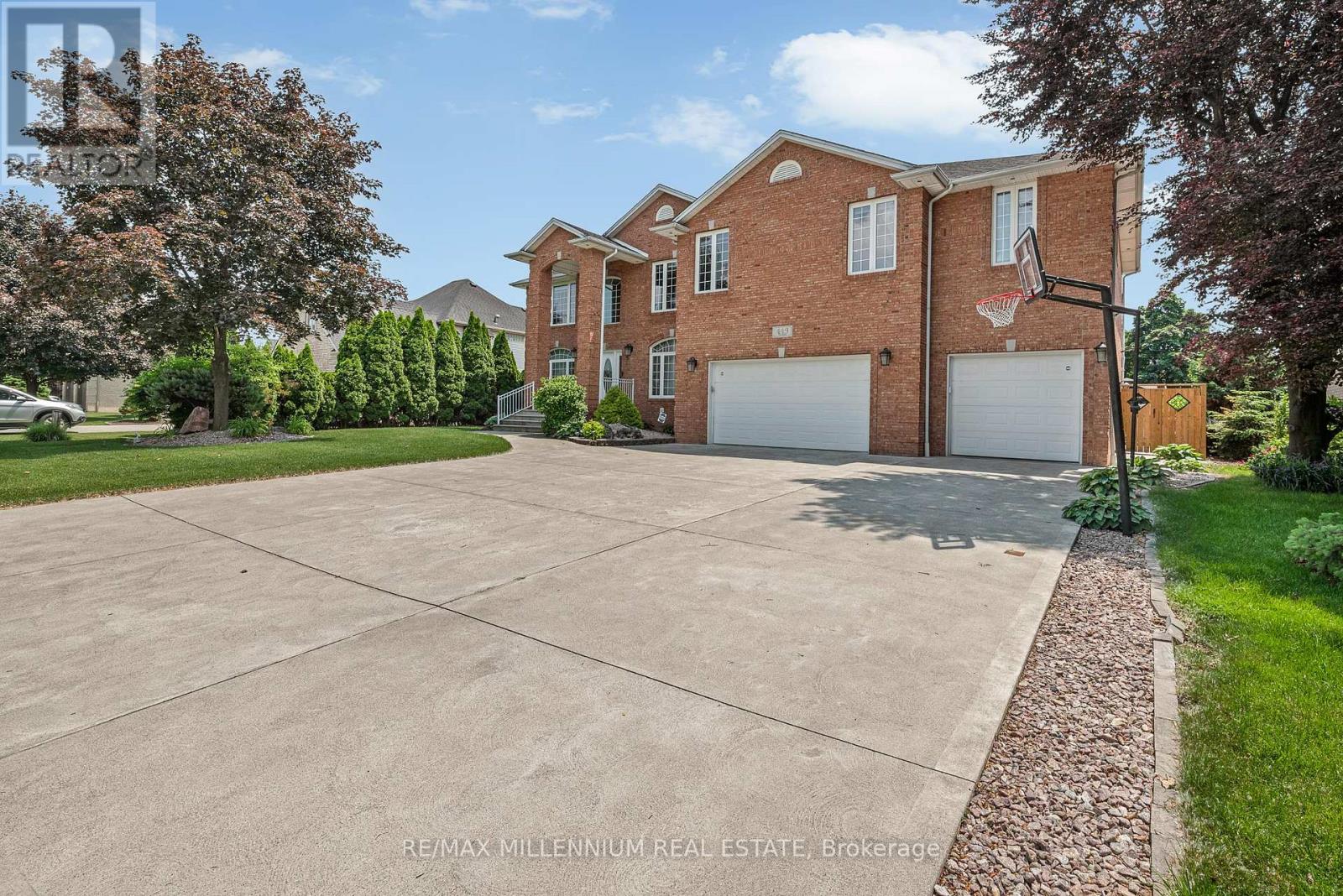 Property at 449 CHAMBERS DRIVE image 2