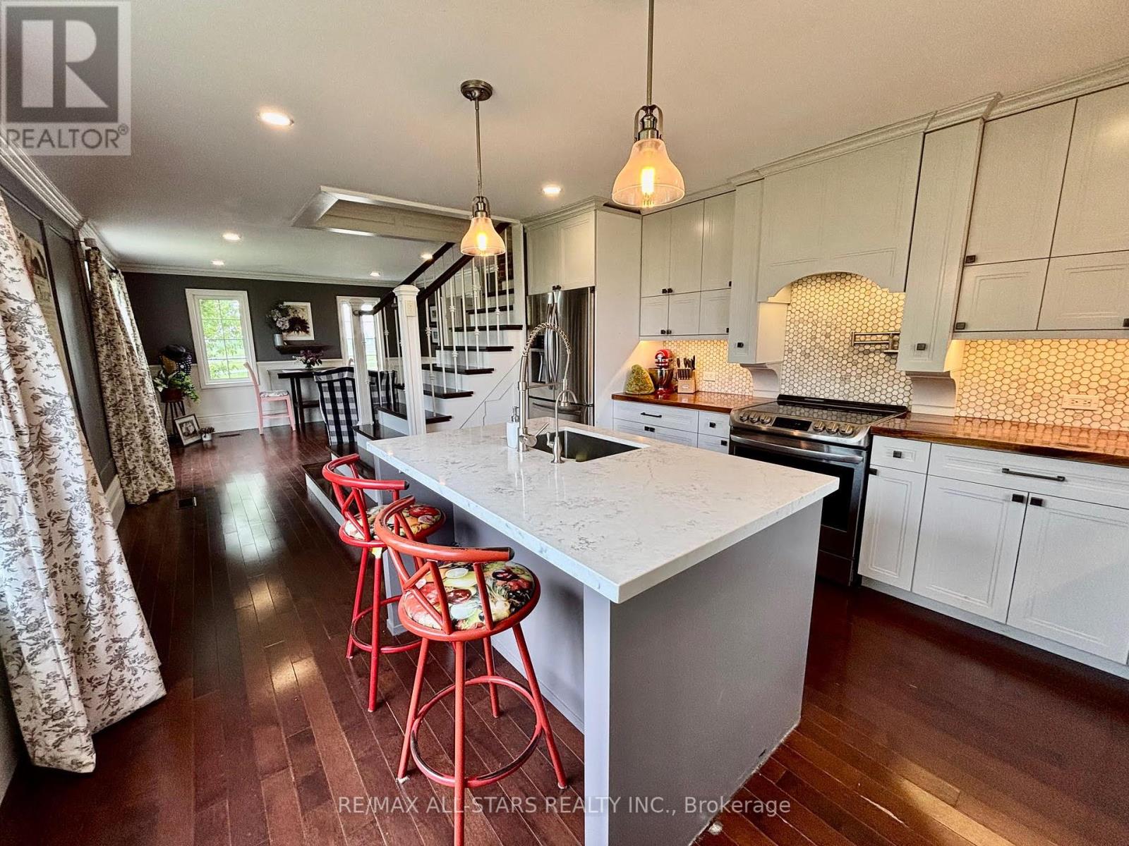 777 Cambray Road, Kawartha Lakes (Mariposa), Ontario  K0M 2T0 - Photo 11 - X12220254
