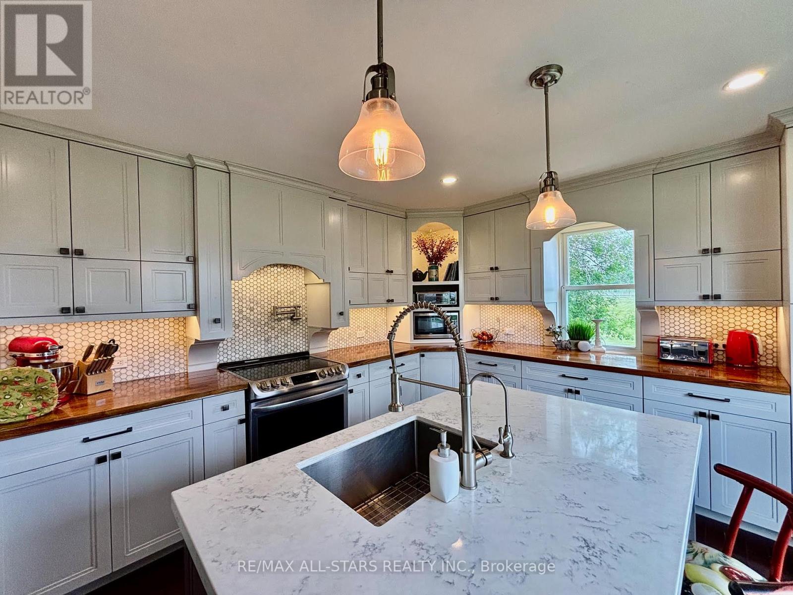 777 Cambray Road, Kawartha Lakes (Mariposa), Ontario  K0M 2T0 - Photo 9 - X12220254