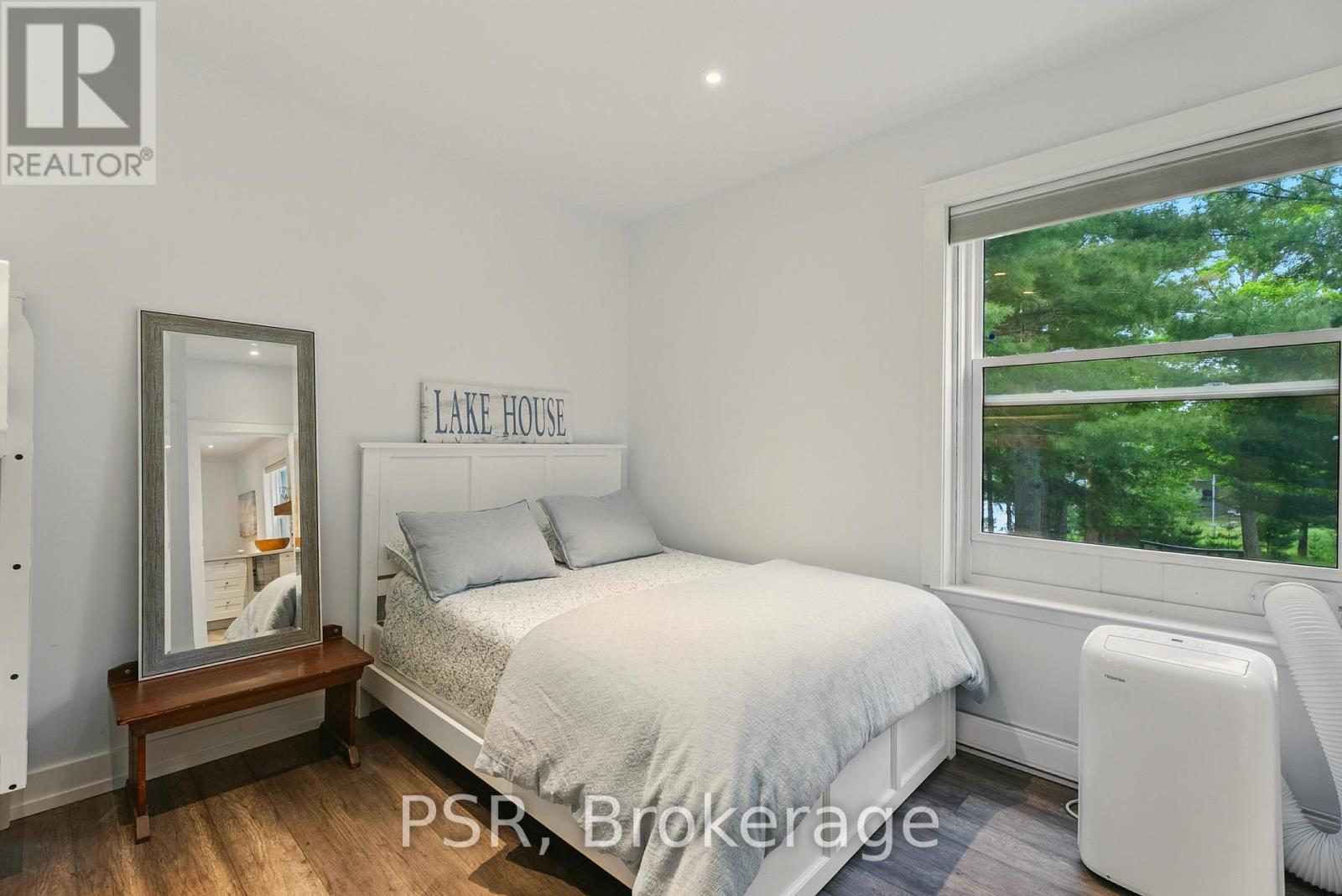 118 - 12 Bigwin Island, Lake Of Bays (Franklin), Ontario  P0B 1A0 - Photo 8 - X12220333