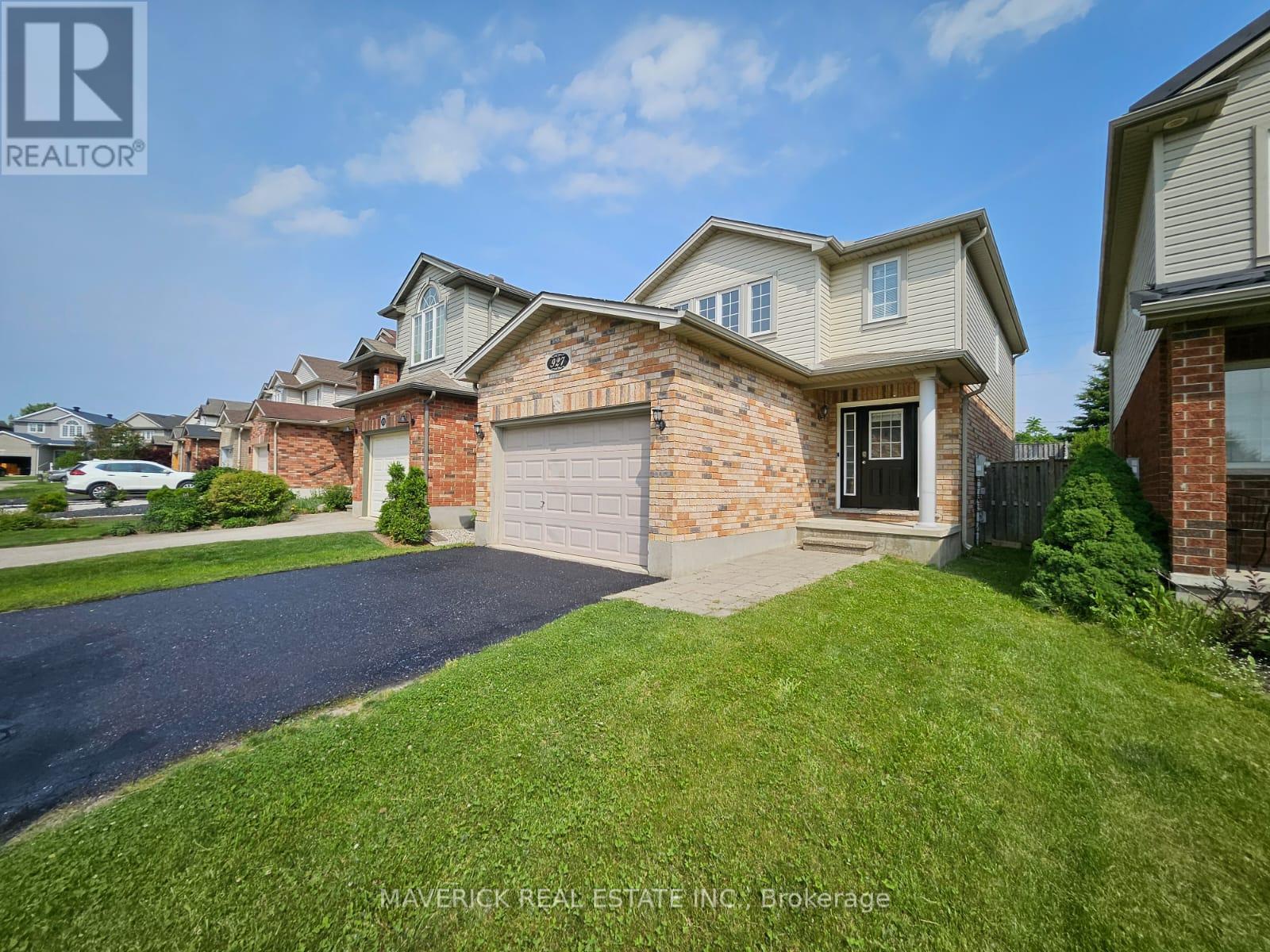 927 Bradshaw Crescent, London North, Ontario  N5X 0B6 - Photo 2 - X12213332