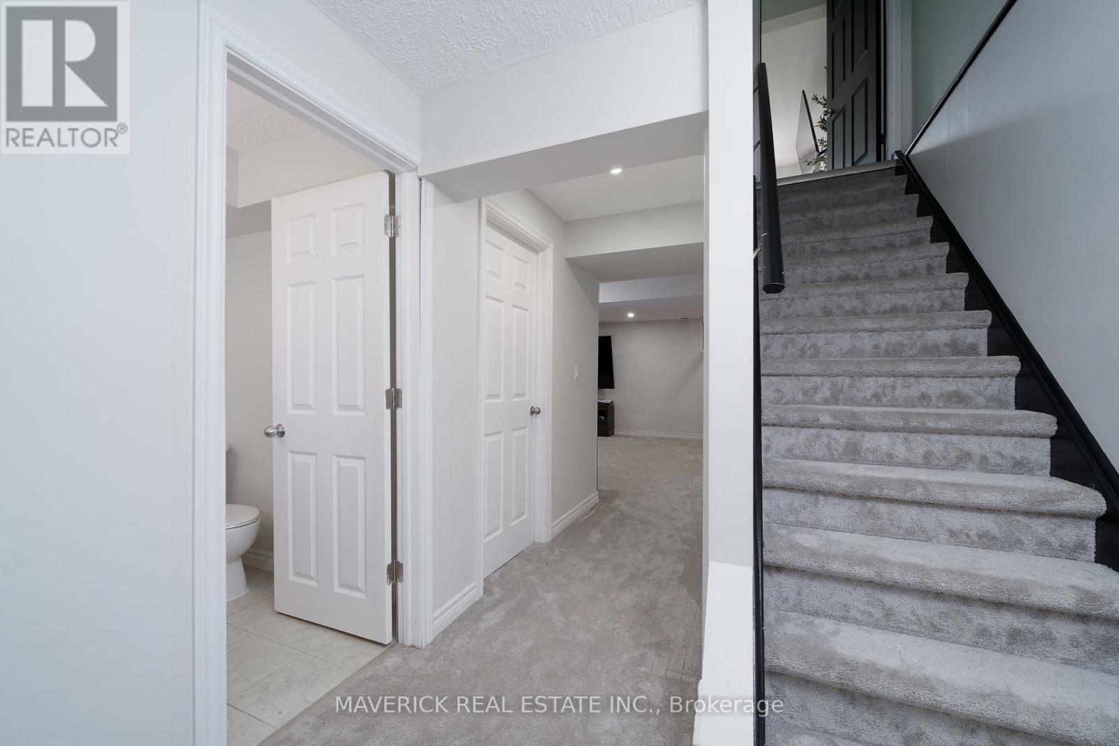 927 Bradshaw Crescent, London North, Ontario  N5X 0B6 - Photo 20 - X12213332