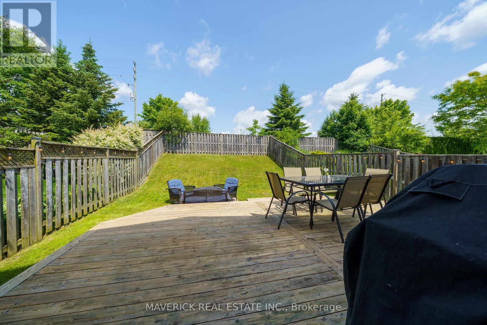 927 Bradshaw Crescent, London North, Ontario  N5X 0B6 - Photo 24 - X12213332