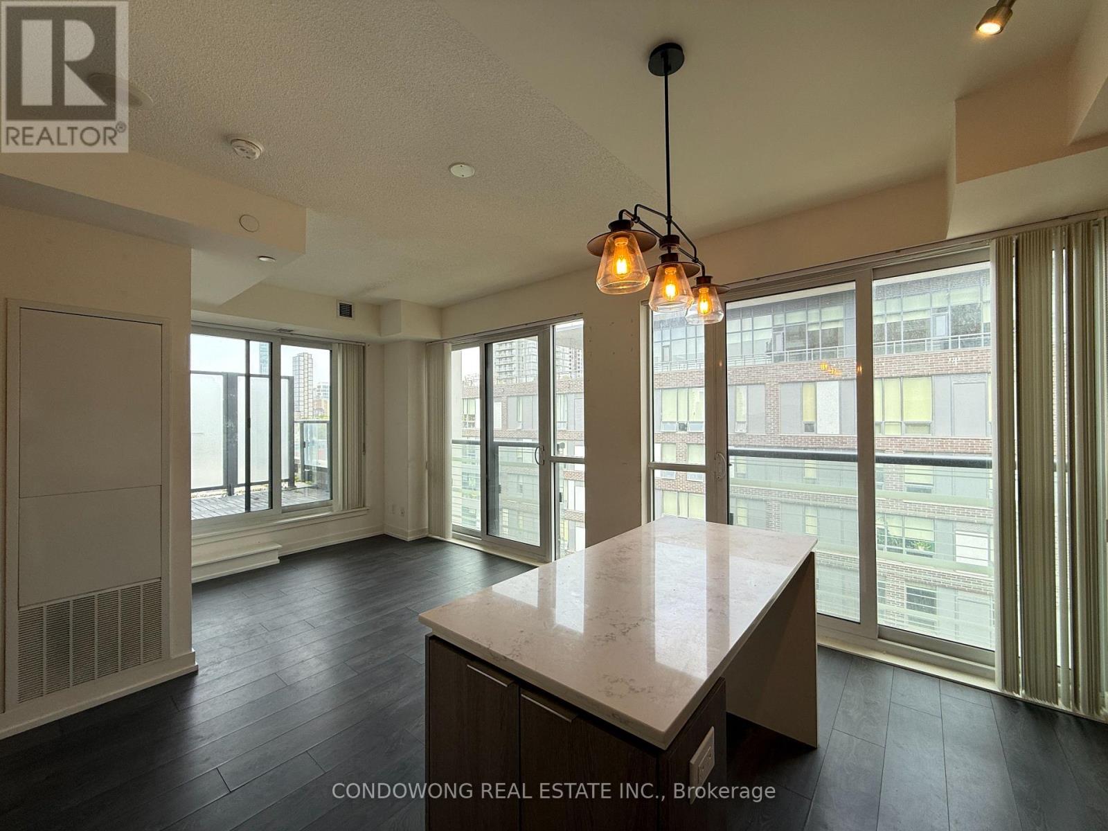 809 - 200 Sackville Street, Toronto, Ontario  M5A 0C4 - Photo 2 - C12204734
